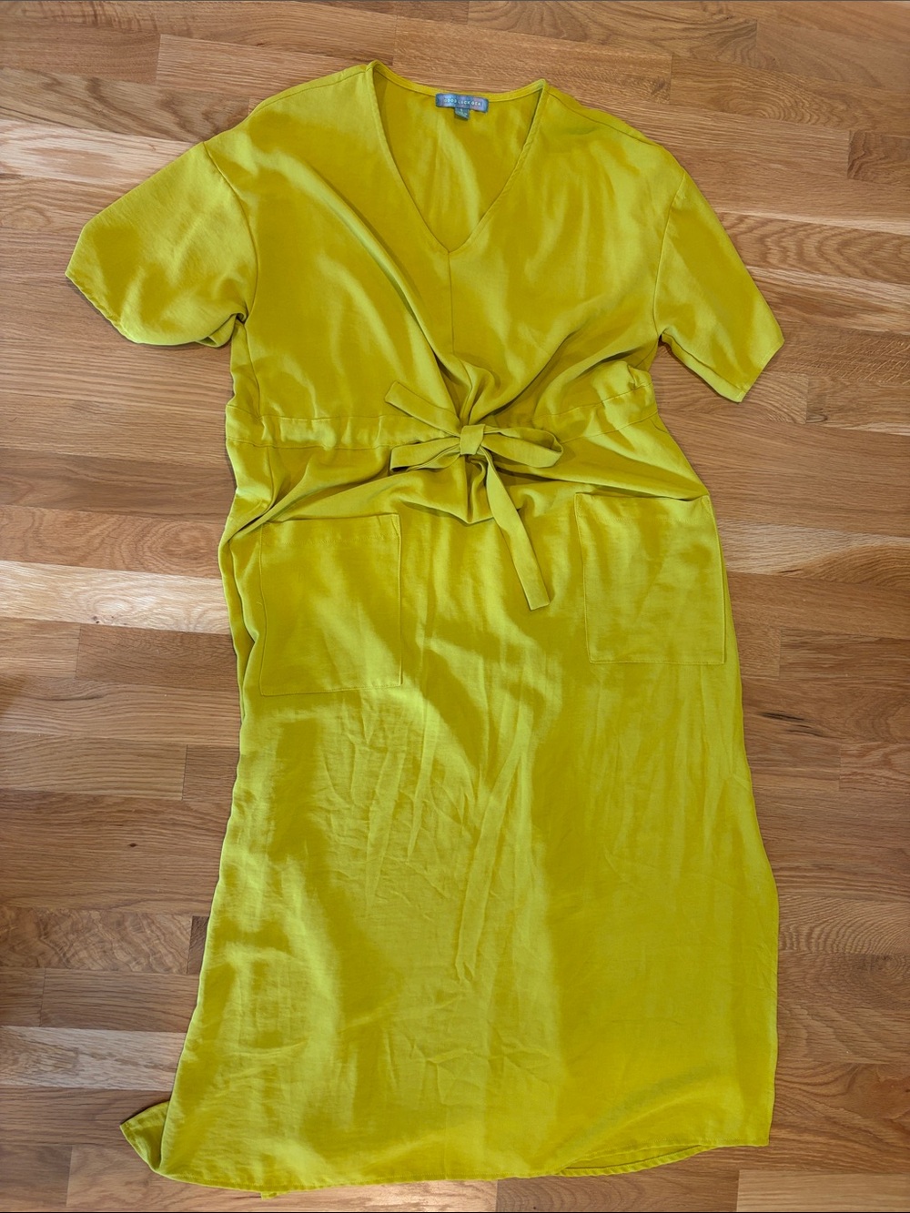 Good Luck Gem V-Neck Tie-Waist Midi Dress in Chartreuse